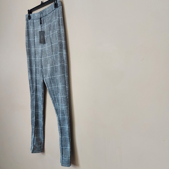 Romeo & Juliet Couture black and white tartan pull on stretch pants - Picture 3 of 9